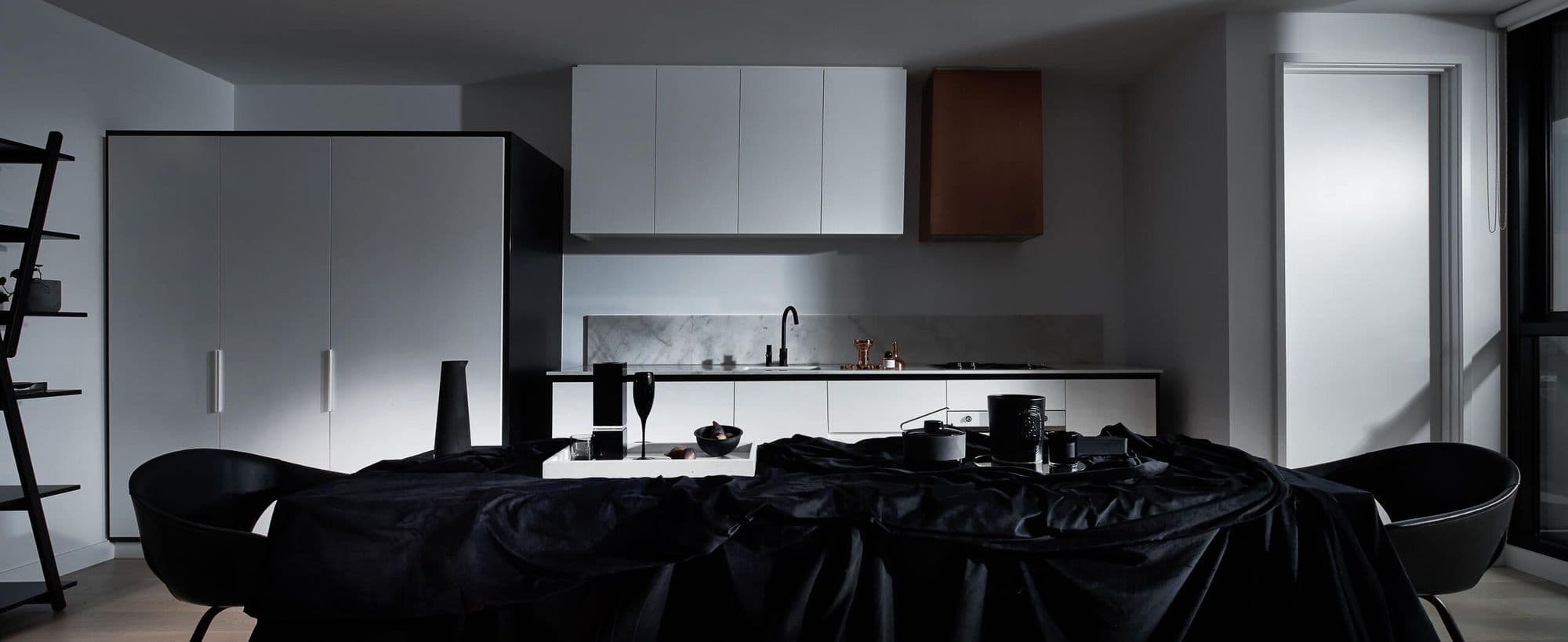 Dining wide